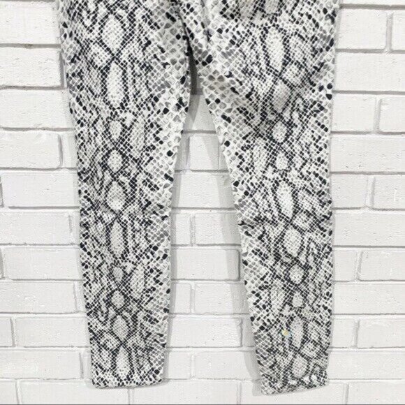 Good American Good Waist Skinny Jeans - Size 16 - Picture 8 of 11